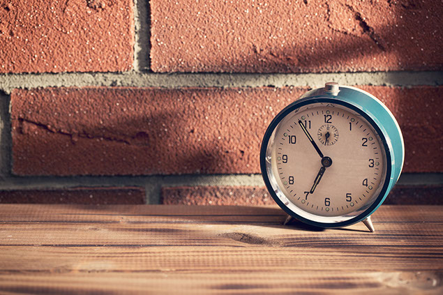Image of vintage alarm clock.